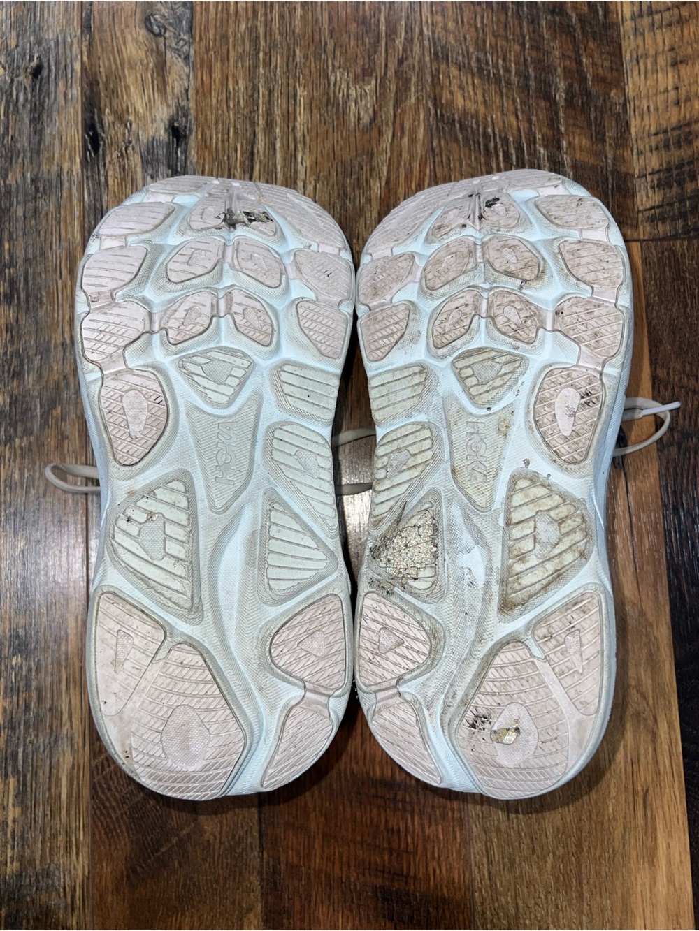 Hoka Women’s Beige Sneakers with Aqua Lining - Picture 6 of 6